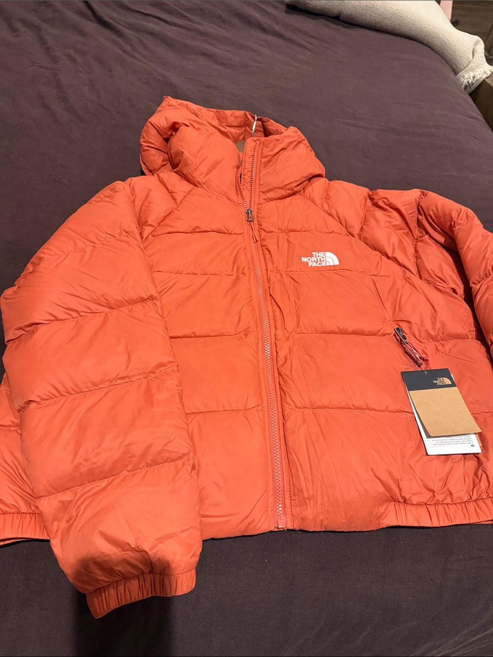 NWT The North Face women’s Orange Puffer Jacket with Hood